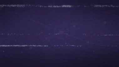 Bulanık arka planda parazitlenme. küresel iş ve dijital arayüz kavramı dijital olarak oluşturulmuş video.