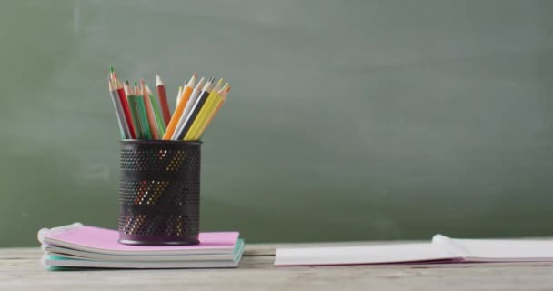 Video Books Cup Crayons Wooden Table Mathematical Formulas Blackboard Education — Vídeos de Stock