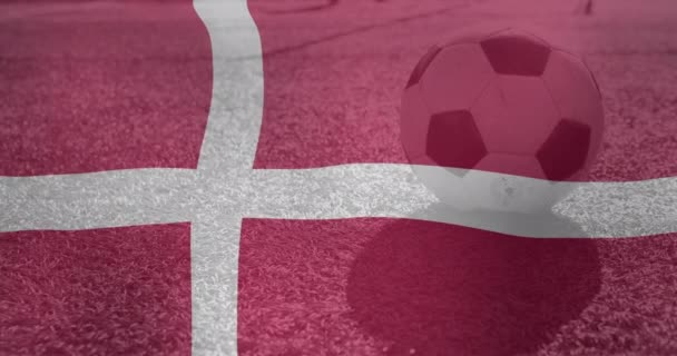 Animacja Falistej Flagi Denmarkowej Nad Balem Piłkarskim World Cup Soccer — Wideo stockowe