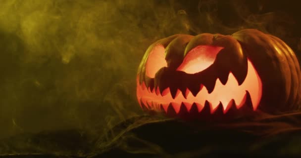 Video Halloween Carved Pumpkin Smoke Orange Light Black Background Halloween — Video Stock