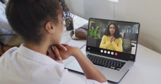 African American Woman Using Laptop Video Call Business Colleague Screen — Αρχείο Βίντεο