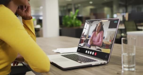 Biracial Woman Using Laptop Video Call Business Colleague Screen Business — Wideo stockowe