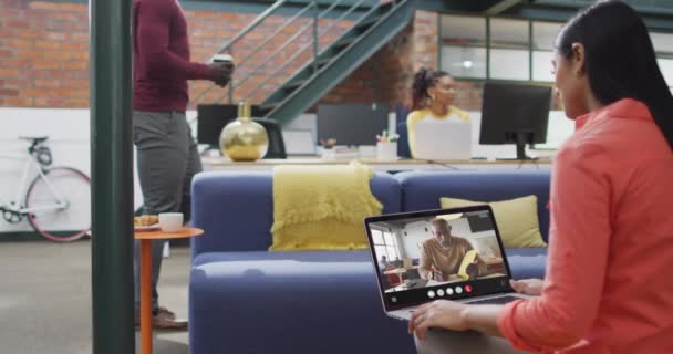 Biracial Woman Using Laptop Video Call Business Colleague Screen Business — Αρχείο Βίντεο