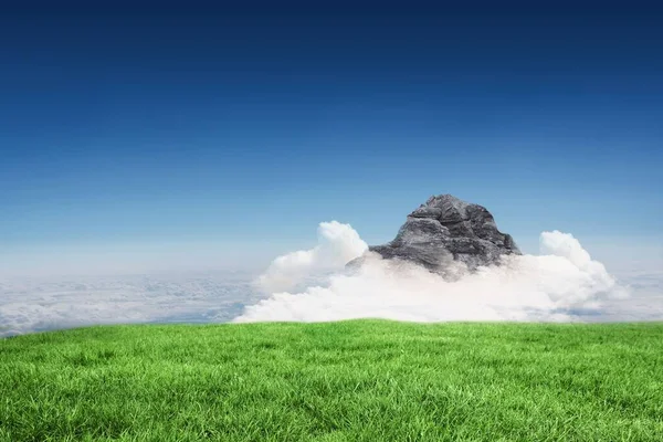 Campo Con Roca Nube — Foto de Stock