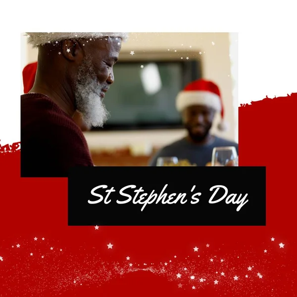 Composition Stephen Day Text African American Family Wearing Santa Hats — 스톡 사진