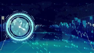 Finansal veri işleme ve dünya haritası üzerinde hareket eden saatin animasyonu. Küresel teknoloji, finans ve dijital arayüz kavramı dijital olarak oluşturulmuş video.