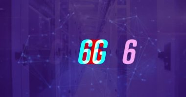 Sunucu odasındaki 6 G metin ve bağlantı ağının animasyonu. Küresel teknoloji, bağlantılar ve dijital arayüz konsepti dijital olarak oluşturulmuş video.