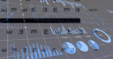 Sembollerin üzerinde veri işleme animasyonu. Küresel iş ve dijital arayüz kavramı dijital olarak oluşturulmuş video.