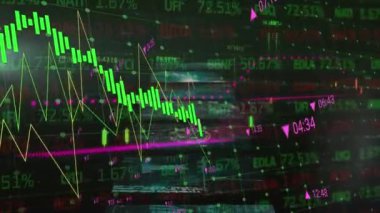 Borsada kara fon üzerinden finansal veri işleme animasyonu. Küresel teknoloji, finans ve dijital arayüz kavramı dijital olarak oluşturulmuş video.