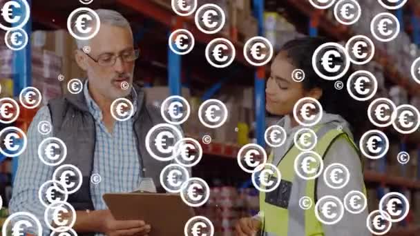 Animación Símbolos Del Euro Sobre Diversos Trabajadores Almacén Concepto Negocio — Vídeo de stock
