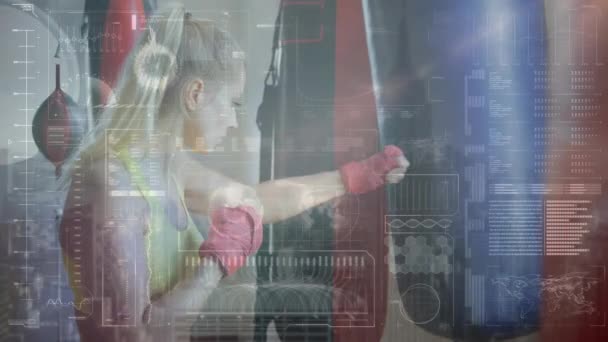 在高加索女运动员冲刺过程中的数据处理动画 全球商业 体育和数字界面概念数字生成视频 — 图库视频影像