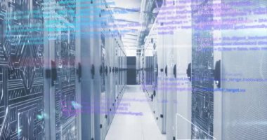 Bilgisayar sunucuları üzerinden veri işleme animasyonu. Küresel hesaplama, bilim ve veri işleme kavramı dijital olarak oluşturulmuş video.