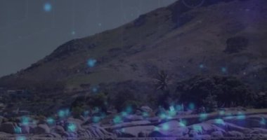 Sahilde koşan Afro-Amerikan zinde bir adamın üzerine düşen mavi lekelerin animasyonu. Spor ve spor teknolojisi kavramı