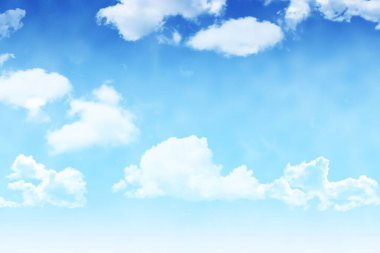 Bulutlarla boyanmış gökyüzü 