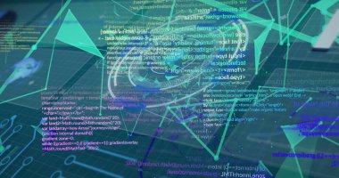 Daireyle dijital arayüz ekranlarının görüntüsü, çizgilerle ve programlama verileriyle bağlantılı noktalar. Dijital olarak üretilmiş, çoklu pozlama, veritabanı, internet, bilgi, geleceksel, teknoloji.