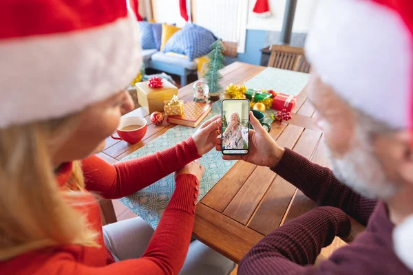 Couple Caucasien Chapeaux Santa Faire Appel Vidéo Smartphone Noël Avec — Photo