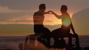 Manzara üzerinde mutlu beyaz erkek eşcinsel çiftin animasyonu. gurur ayı ve dijital olarak oluşturulan kutlama konsepti.