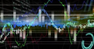 Şehir manzarası üzerinde finansal veri işleme animasyonu. küresel iş, finans, bağlantılar ve dijital arayüz konsepti dijital olarak oluşturulmuş video.
