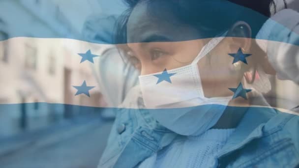 Анімація Прапора Гондурасу Який Махає Над Афро Американською Жінкою Одягнена — стокове відео