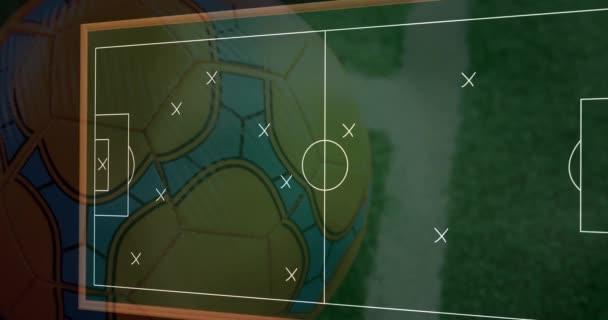 Анімація Білої Стратегії Футболу Над Різнокольоровим Футбольним Ячем Траві Подається — стокове відео