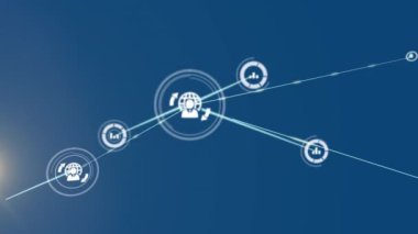 Mavi arkaplandaki ışık yollarının üzerindeki simgelerle bağlantı ağının animasyonu. Küresel bağlantılar ve dijital arayüz konsepti dijital olarak oluşturulmuş video.