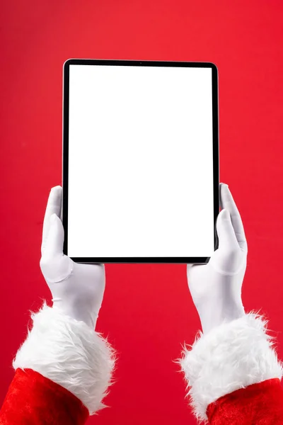 Afbeelding Van Handen Van Kerstman Claus Holding Tablet Met Leeg — Stockfoto