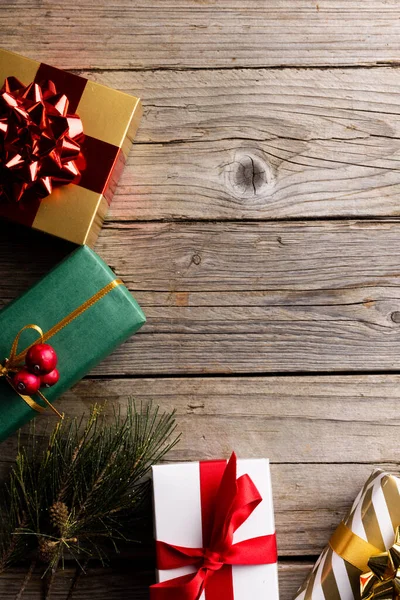 Εικόνα Χριστουγεννιάτικης Διακόσμησης Δώρα Και Αντιγραφή Χώρου Ξύλινο Φόντο Χριστούγεννα — Φωτογραφία Αρχείου
