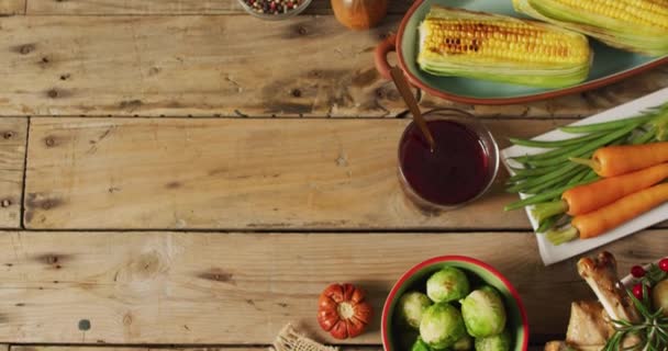 Video Tray Corn Carrots Autumn Vegetables Wooden Surface Thanksgiving American — Stock Video