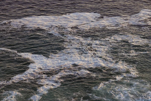 Vista Alto Angolo Del Mare Blu Scuro Con Onde Marine — Foto Stock