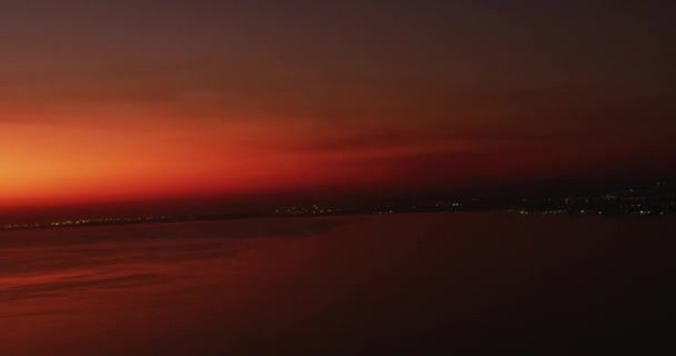 Vídeo Bela Vista Pôr Sol Sobre Cidade Costa Tranquilidade Beleza — Vídeo de Stock