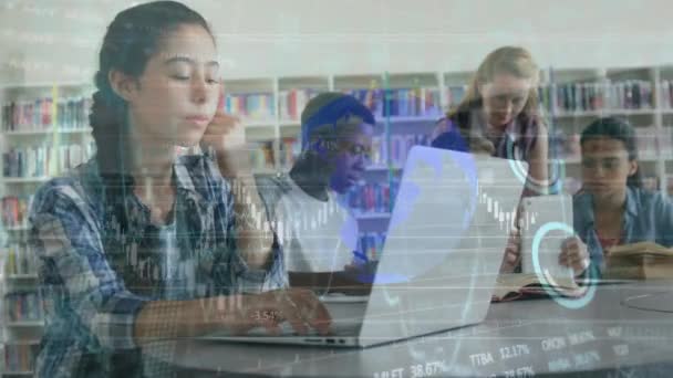 Animáció Adatfeldolgozás Különböző Diákok Segítségével Laptop Globális Oktatási Digitális Interfész — Stock videók