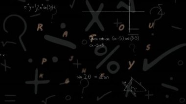 Karanlık arka planda hareket eden matematiksel formüllerin animasyonu. Eğitimler ve matematik öğrenme kavramı dijital video oluşturuldu.