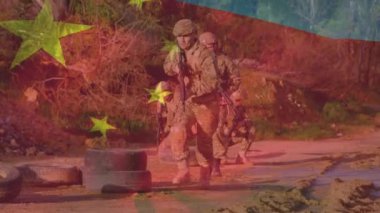 Çin bayrağı üzerinde beyaz askerlerin canlandırılması. Küresel vatanseverlik ve dijital arayüz kavramı dijital olarak oluşturulmuş video.