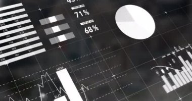 Karanlık arka planda finansal veri işleme animasyonu. Küresel iş ve veri işleme kavramı dijital video oluşturuldu.