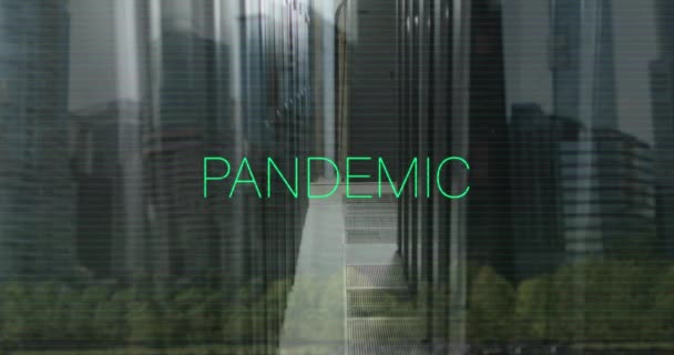 Animace Pandemického Textu Zelené Barvě Interference Nad Počítačovou Serverovou Místností — Stock video