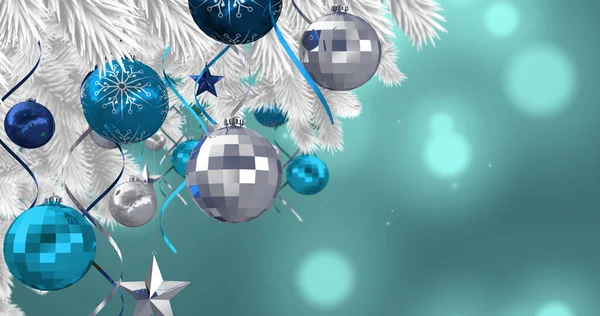 Bild Von Kugeln Hängen Weihnachtsbaum Auf Blauem Hintergrund Mit Lichtern — Stockfoto