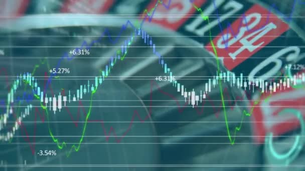 Animation Von Statistiken Und Datenverarbeitung Über Einem Sich Drehenden Rouletterad — Stockvideo