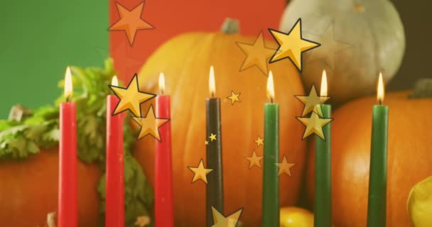 Animação Estrelas Douradas Sobre Velas Abóboras Kwanzaa Kwanzaa Festival Celebração — Vídeo de Stock