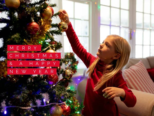 Összetétele Karácsonyi Szöveg Felett Kaukázusi Lány Díszítő Karácsonyfa Karácsonyi Ünnepség — Stock Fotó