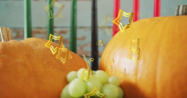 Animación Estrellas Doradas Sobre Velas Kwanzaa Calabazas Kwanzaa Festividad Celebración — Vídeo de stock
