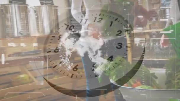 Animação Relógio Sobre Pessoas Mercearia Conceito Global Mídia Social Vídeo — Vídeo de Stock