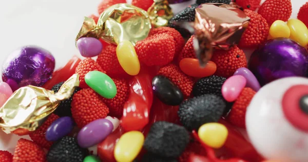ハロウィンのトリックのイメージやお菓子の背景にテキストを扱う ハロウィン お祭りの伝統とお祝いのコンセプトデジタル生成されたイメージ — ストック写真