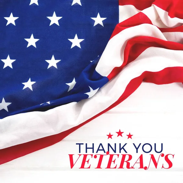 Gaziler günü Amerika Birleşik Devletleri bayrağı taşıyan metin kompozisyonu. Amerikan gazileri, vatanseverlik, demokrasi ve silahlı kuvvetler konsepti dijital olarak oluşturulmuş imaj.