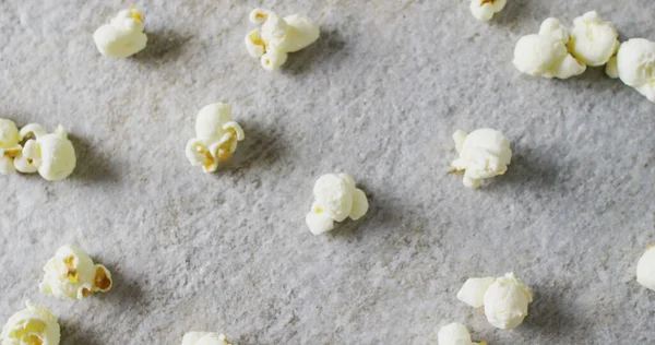 Bild Der Nahaufnahme Von Popcorn Auf Grauem Hintergrund Essens Party — Stockfoto