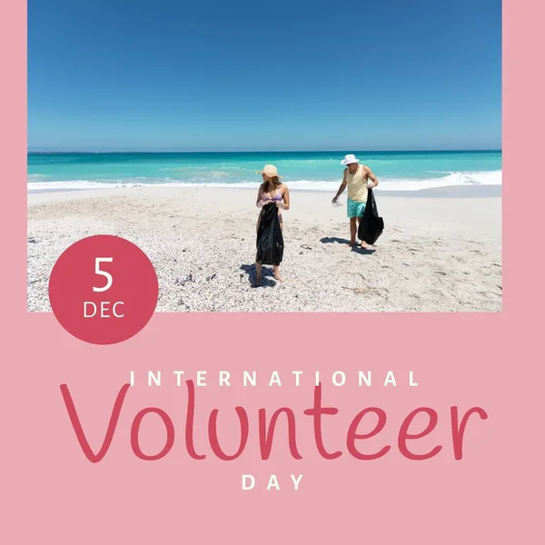Composition International Volunteer Day Text Caucasian Man Woman Recycling Beach — Stock Photo, Image