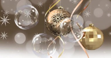 Noel süslerinin üzerine yağan kar animasyonu. Noel, kutlama ve dijital arayüz kavramı dijital olarak oluşturulmuş video.