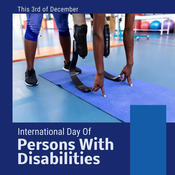 Engellilerin Uluslararası Gününün Kompozisyonu Farklı Egzersiz Yapan Kişilere Mesaj Atıyor — Stok fotoğraf
