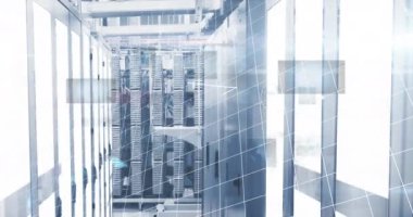 Sunucu odasında veri işleme animasyonu. küresel iş ve dijital arayüz kavramı dijital olarak oluşturulmuş video.