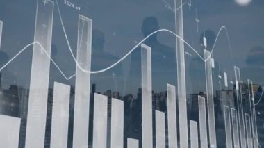 Şehrin havadan görünüşü ve gökyüzündeki insanların gölgesi ve mercek patlaması üzerine birden fazla grafik animasyonu. Dijital bileşik, çoklu pozlama, rapor, finans, gökdelenler, iş ve teknoloji kavramı.