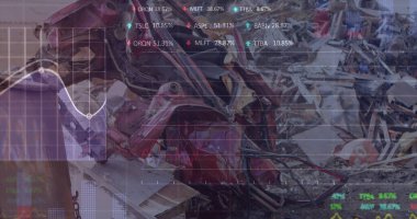 Hurdalığın hava manzarası üzerinden borsa veri işleme görüntüsü. Küresel ekonomi ve geri dönüşüm teknolojisi kavramı